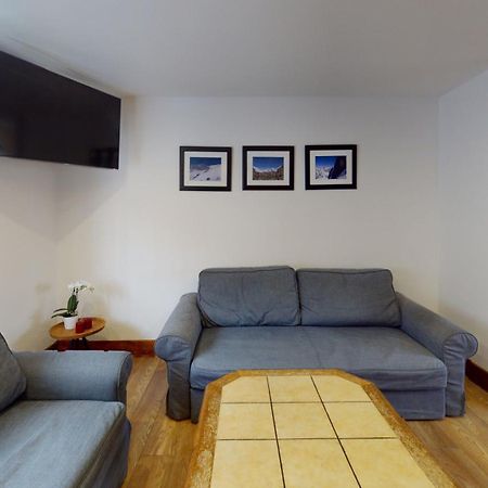 Ride Pub Drienica Apartment Luaran gambar