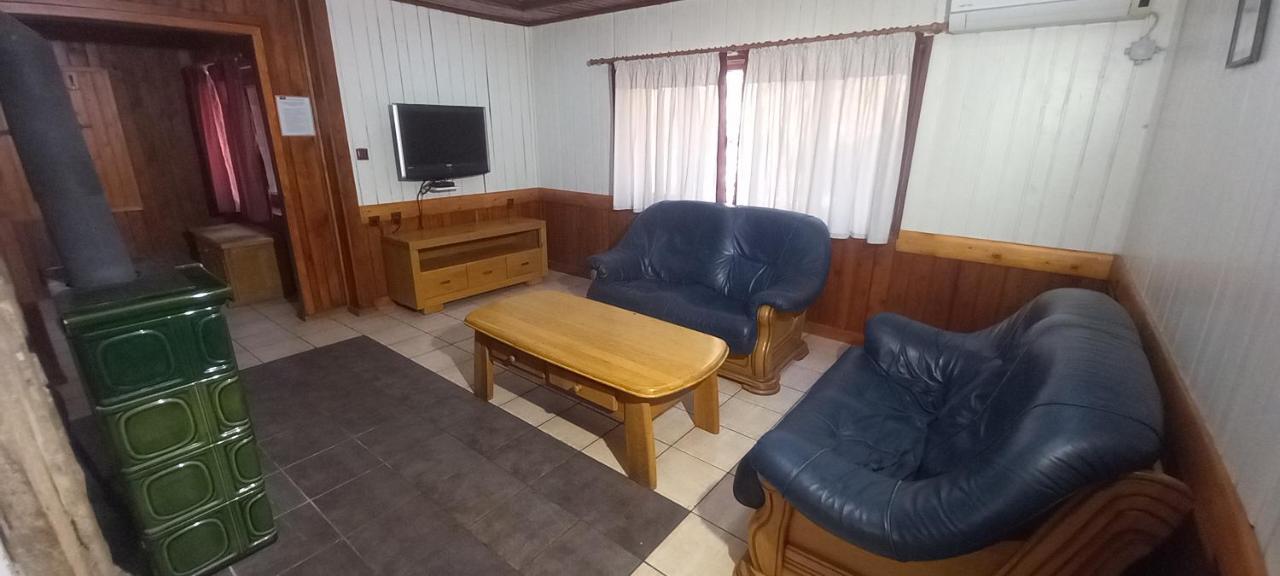 Ride Pub Drienica Apartment Luaran gambar