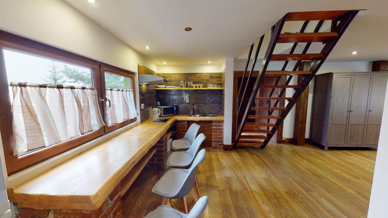 Ride Pub Drienica Apartment Luaran gambar