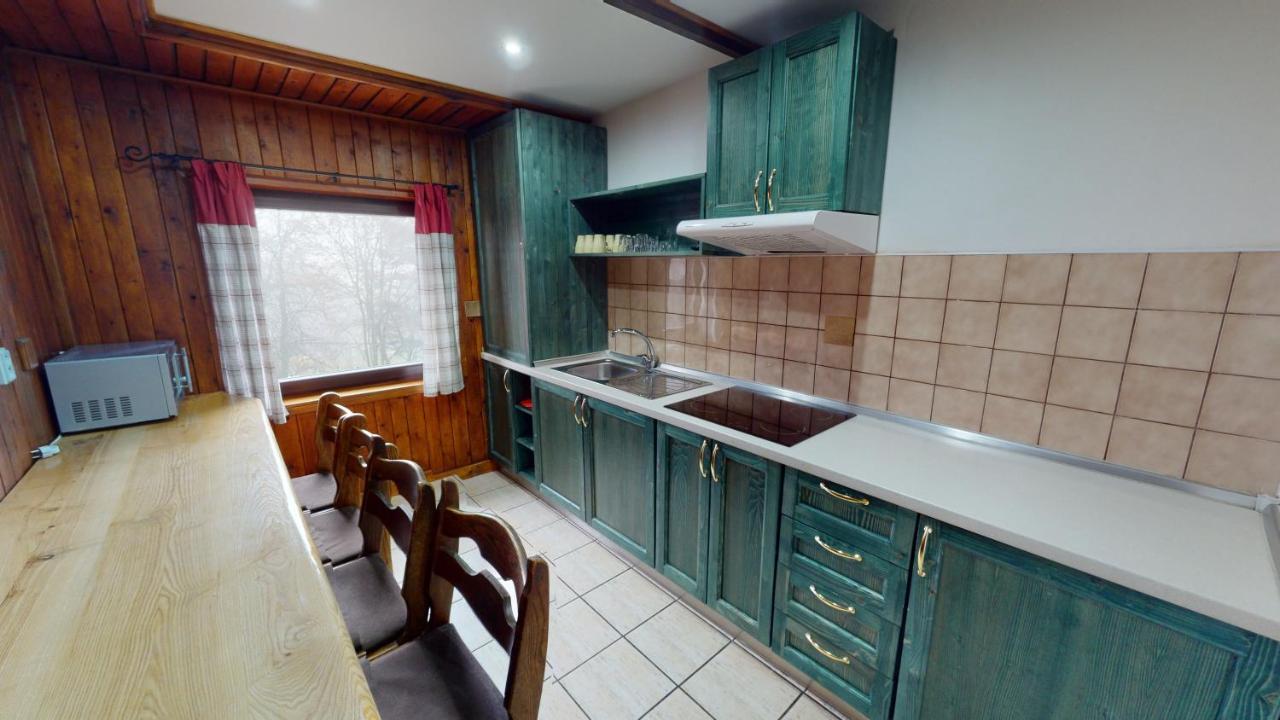 Ride Pub Drienica Apartment Luaran gambar